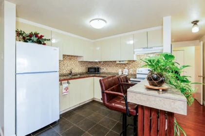 Breakfast Nook Photo of 504 534 Sixth Street, New Westminster, BC