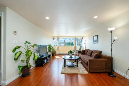504 534 Sixth Street, New Westminster, BC, New Westminster — Apartment/Condo for sale