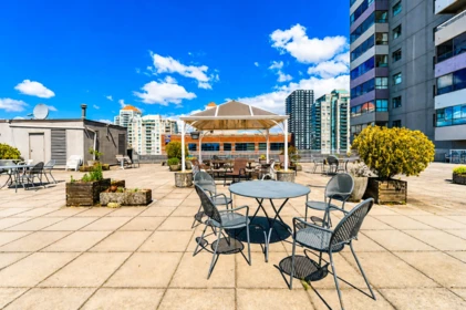 Swimming Pool Photo of 504 534 Sixth Street, New Westminster, BC