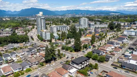Community Amenities Photo (Clubhouse) of 2288 E 33rd Avenue, Vancouver, BC