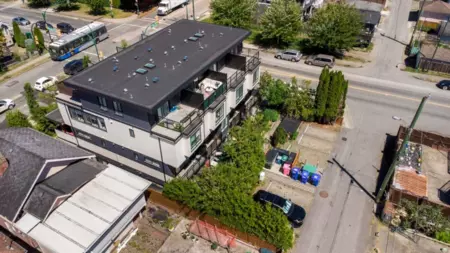 Hot Tub / Spa Photo of 2288 E 33rd Avenue, Vancouver, BC