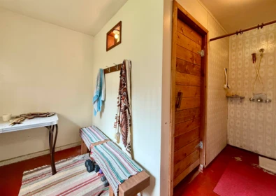 Entry Foyer Photo of 299 King Road, Gibsons, BC