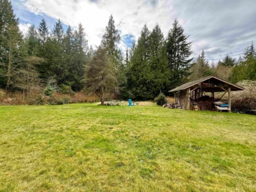 Outdoor Patio Photo of 299 King Road, Gibsons, BC