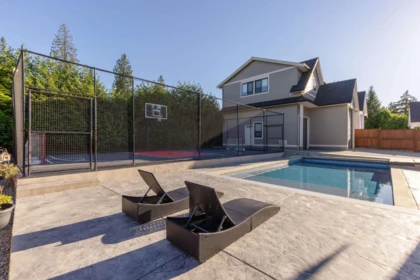 Hot Tub / Spa Photo of 2 21754 88 Avenue, Langley, BC