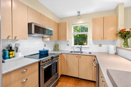 Powder Room Photo of 59 15233 34 Avenue, Surrey, BC