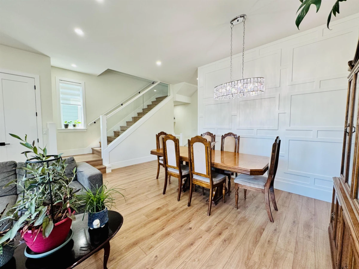 Dining Area Photo of 16781 20 Avenue, Surrey, BC