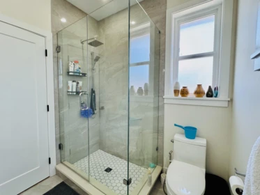 Hot Tub / Spa Photo of 16781 20 Avenue, Surrey, BC