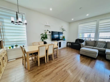 Primary Bedroom Photo of 16781 20 Avenue, Surrey, BC