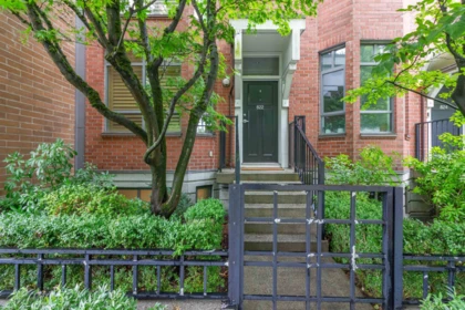 Outdoor Patio Photo of 822 W 6th Avenue, Vancouver, BC