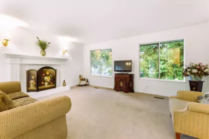 Kitchen Photo of 11077 154 Street, Surrey, BC