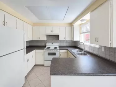 Kitchen Photo of 5146 Hollywood Drive, Richmond, BC
