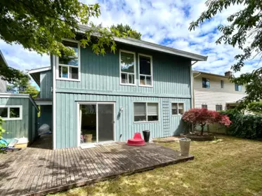 Mudroom Photo of 5146 Hollywood Drive, Richmond, BC