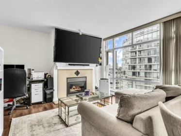 2807 1199 Marinaside Crescent, Vancouver, BC, Vancouver — Apartment/Condo for sale