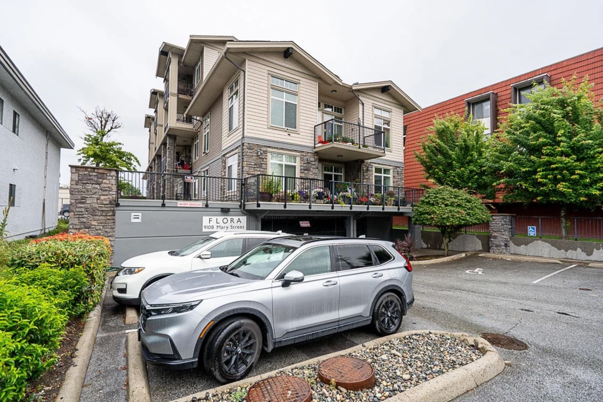 Exterior Rear Photo of 107 9108 Mary Street, Chilliwack, BC