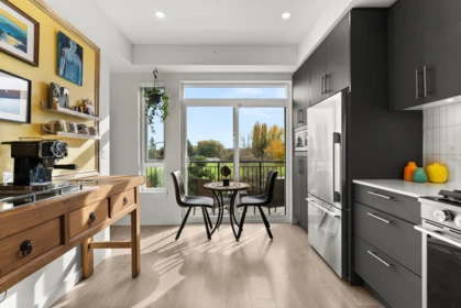 Breakfast Nook Photo of 57 4292 Wolf Way, Tsawwassen, BC