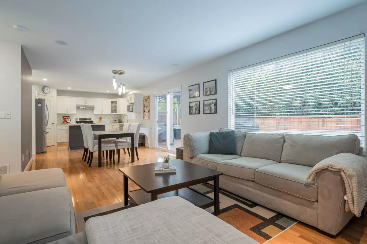Family Room Photo of 20265 94b Avenue, Langley, BC