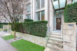 1051 Richards Street, Vancouver, BC