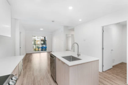 209 13969 96 Avenue, Surrey, BC, Surrey — Apartment/Condo for sale