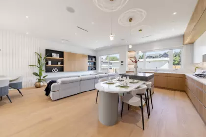 Breakfast Nook Photo of 840 E 14th Street, North Vancouver, BC