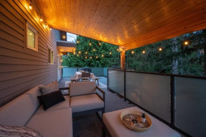 2323 Aspen Court, Whistler, BC, Whistler — Triplex for sale
