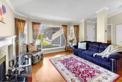 Kitchen Photo of 16 2672 151 Street, Surrey, BC