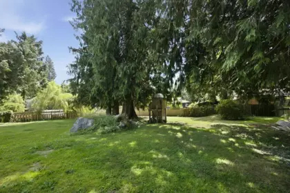 Outdoor Kitchen Photo of 1137 Sunnyside Road, Gibsons, BC