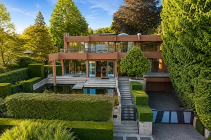 687 Beachview Drive, North Vancouver, BC, North Vancouver — Single Family Residence for sale