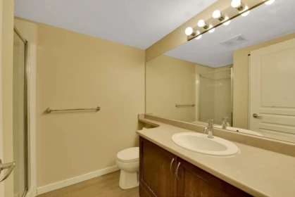Guest Bathroom Photo of 408 2959 Silver Springs Boulevard, Coquitlam, BC
