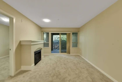 Kitchen Island Photo of 408 2959 Silver Springs Boulevard, Coquitlam, BC