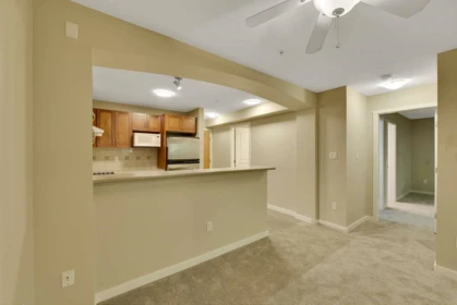 Primary Bathroom Photo of 408 2959 Silver Springs Boulevard, Coquitlam, BC