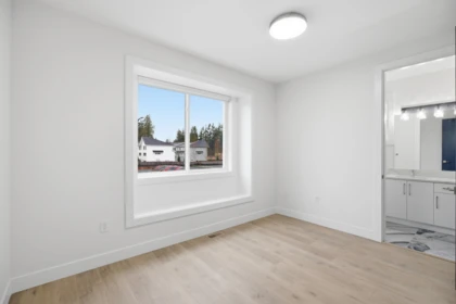 Office / Den Photo of 17130 1 Avenue, Surrey, BC