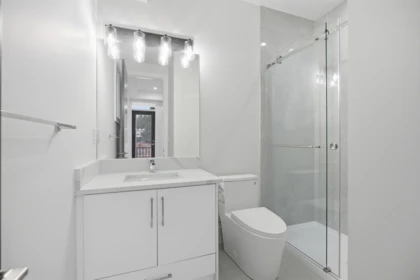 Walk-In Closet Photo of 17130 1 Avenue, Surrey, BC