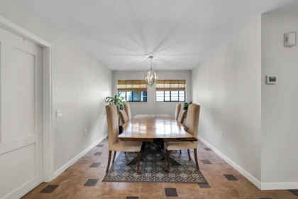 38089 Guilford Drive, Squamish, BC, Squamish — Single Family Residence for sale