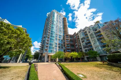 705 1000 Beach Avenue, Vancouver, BC, Vancouver — Apartment/Condo for sale