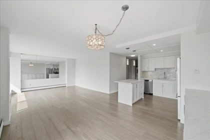 Pantry Photo of 802 1745 Esquimalt Avenue, West Vancouver, BC