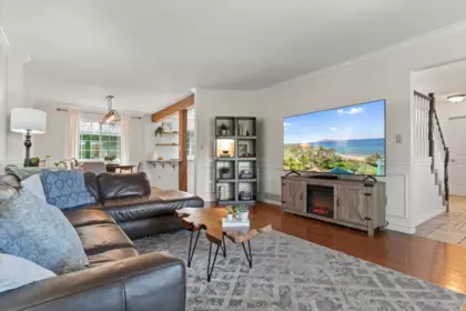 Pantry Photo of 45396 Carriage Way, Chilliwack, BC
