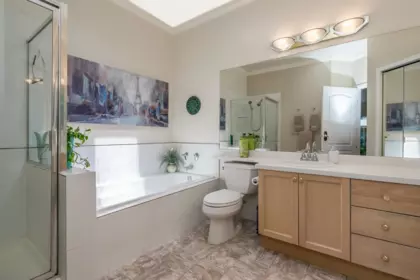 Entry Foyer Photo of 309 4753 W River Road, Ladner, BC