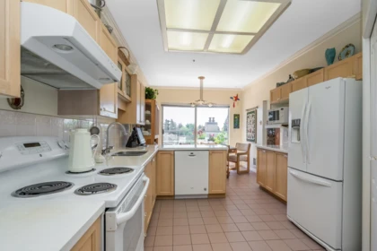 Kitchen Island Photo of 309 4753 River Road West, Ladner, BC