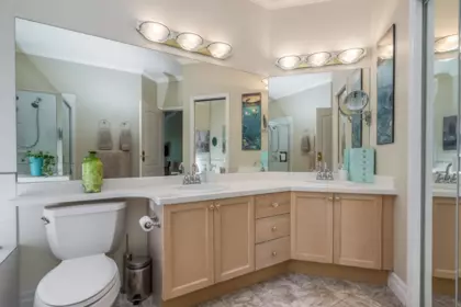 Mudroom Photo of 309 4753 W River Road, Ladner, BC