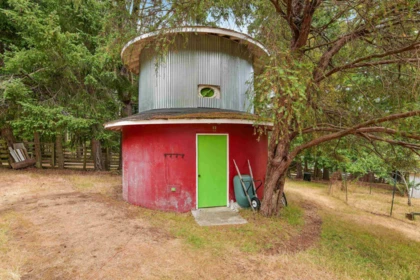 Outdoor Kitchen Photo of 774&776 Steward Drive, Mayne Island, BC