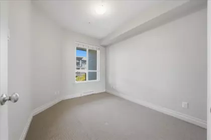 Entry Foyer Photo of 319 2343 Atkins Avenue, Port Coquitlam, BC