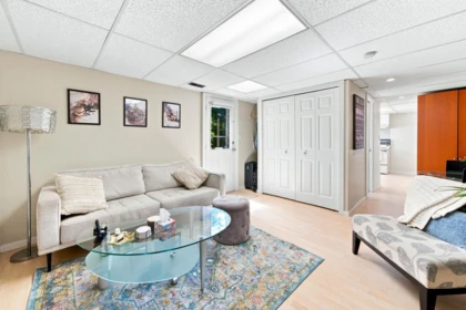 Mudroom Photo of 1033 Clements Avenue, North Vancouver, BC
