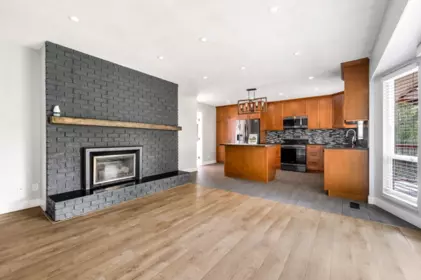 Kitchen Photo of 22990 70a Avenue, Langley, BC
