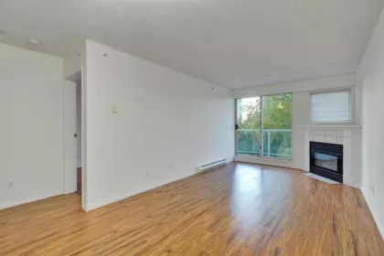 Family Room Photo of 507 9830 Whalley Boulevard, Surrey, BC