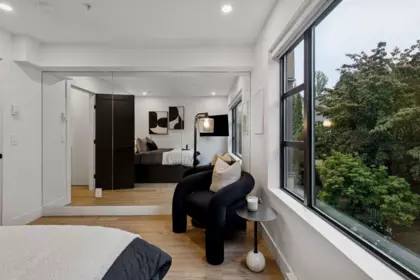 Hallway Photo of 104 2119 Yew Street, Vancouver, BC