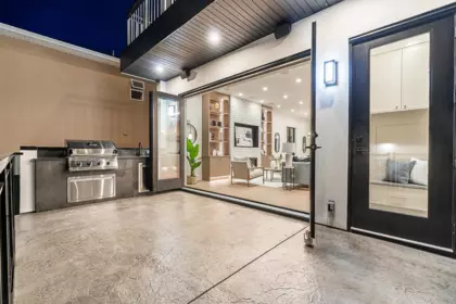 Entry Foyer Photo of 2 6210 Curtis Street, Burnaby, BC