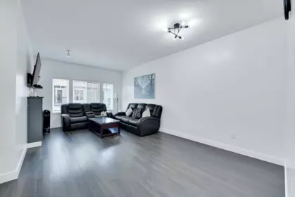 10 13864 Hyland Road, Surrey, BC, Surrey — Townhouse for sale