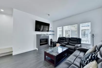 10 13864 Hyland Road, Surrey, BC, Surrey — Townhouse for sale