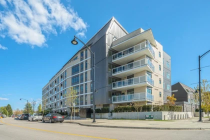 303 22226 Brown Avenue, Maple Ridge, BC, Maple Ridge — Apartment/Condo for sale