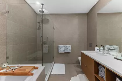 Mudroom Photo of 706 6707 Nelson Avenue, West Vancouver, BC